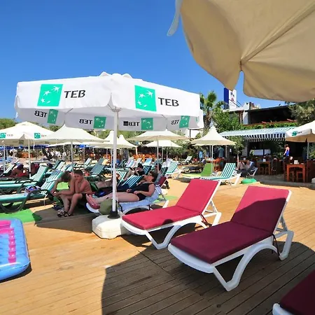 Manolya 호텔 오르타켄트