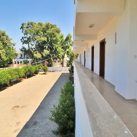 Hotel Manolya 4*